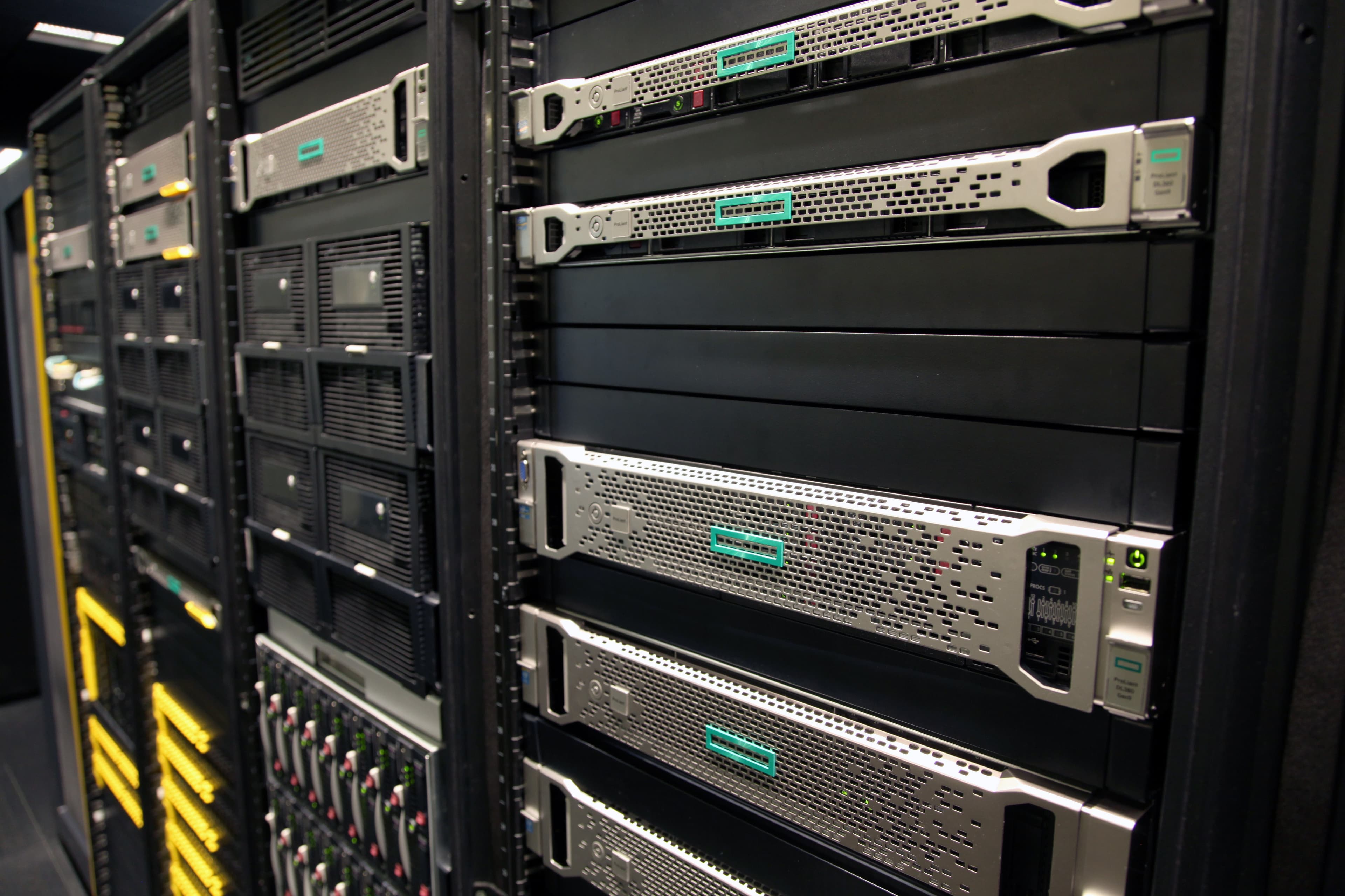 Enterprise Rack & Server Infrastructure
